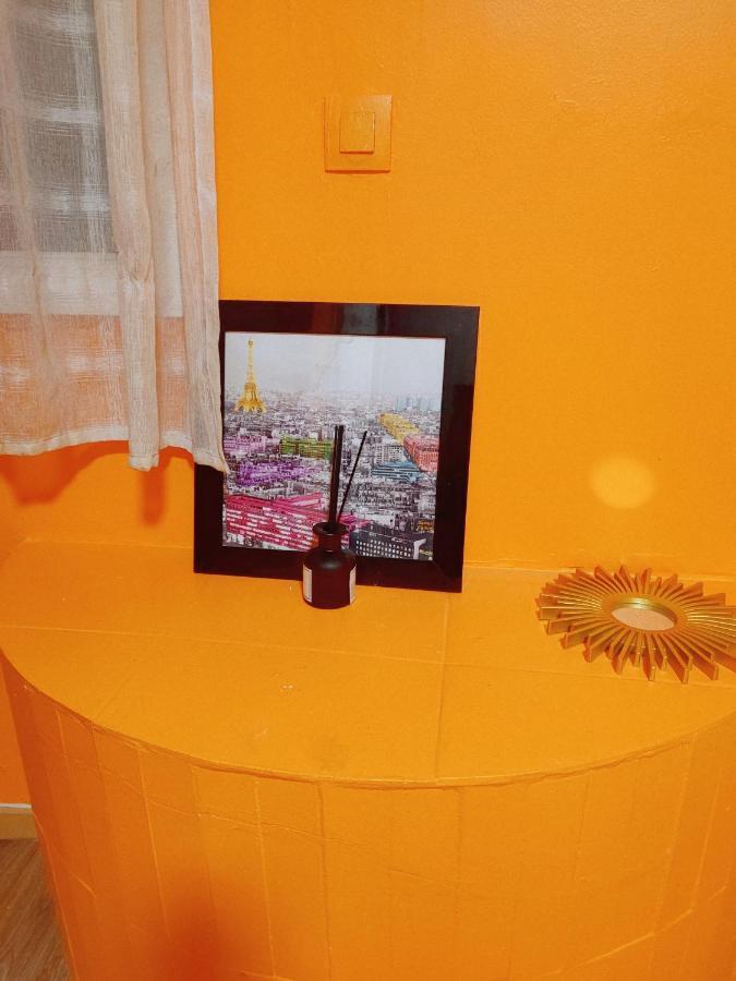 Auberge de jeunesse Réu-nid à Paris Extérieur photo