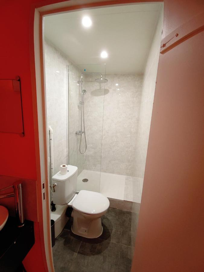 Auberge de jeunesse Réu-nid à Paris Extérieur photo